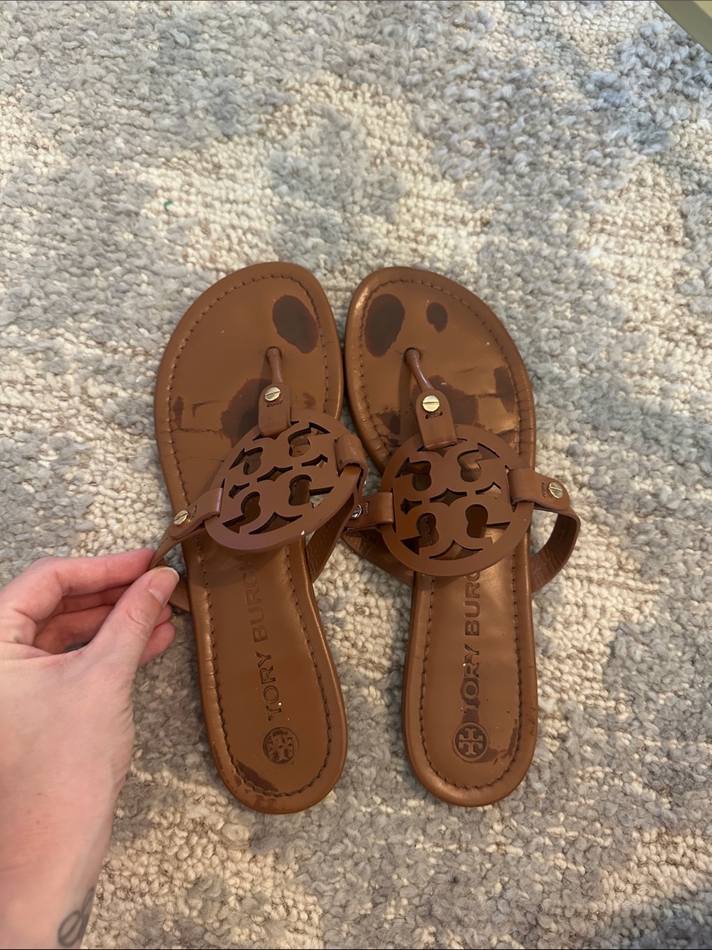 Tory Burch Brown Miller Logo Thong Sandals - Cognac Leather